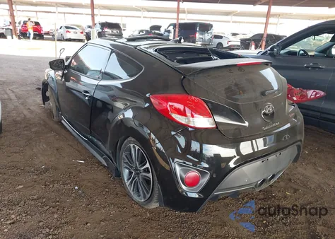 2016 Hyundai Veloster Turbo z USA, uszkodzony, nr VIN KMHTC6AE9GU292845